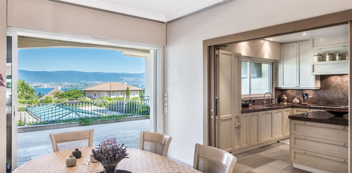 A mansion in Messery