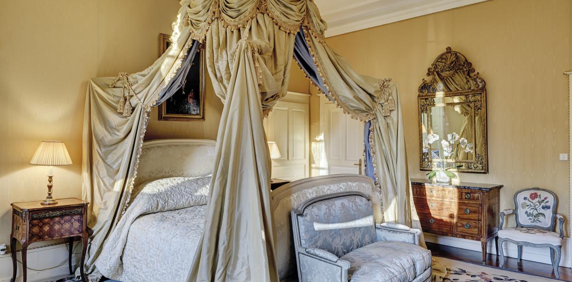 France Geneva domain golf wealth