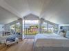Charming house for sale with views on Lake Geneva.