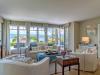 Charming house for sale with views on Lake Geneva.